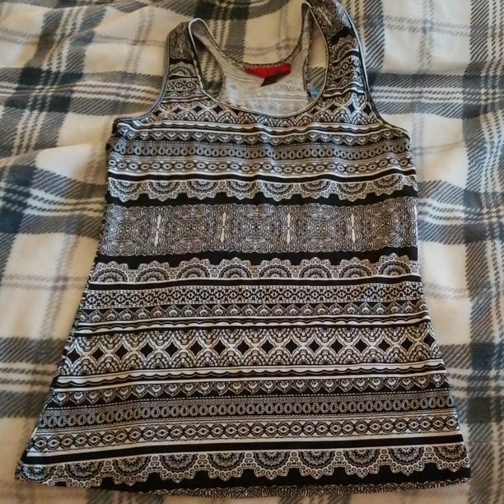 Hot Topic Racerback Tank Fitted - Picture 2 of 4